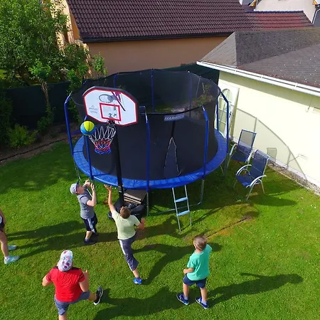 Σπίτι διακοπών Dom V Zahrade *